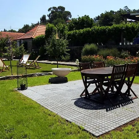 Pequena Casa Rustica Com Piscina Σπίτι διακοπών *