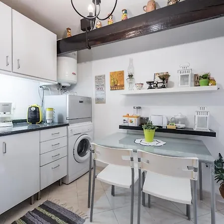 Pequena Casa Rustica Com Piscina Holiday home *