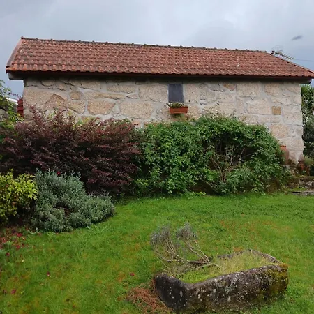 Vakantiehuis Pequena Casa Rustica Com Piscina *