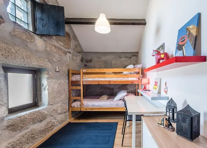 Pequena Casa Rustica Com Piscina *