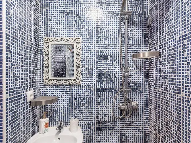 Pequena Casa Rustica Com Piscina * Penafiel