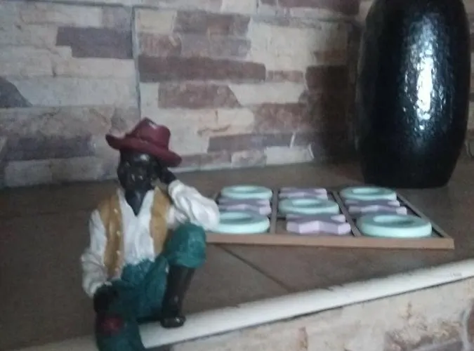 Pequena Casa Rustica Com Piscina *