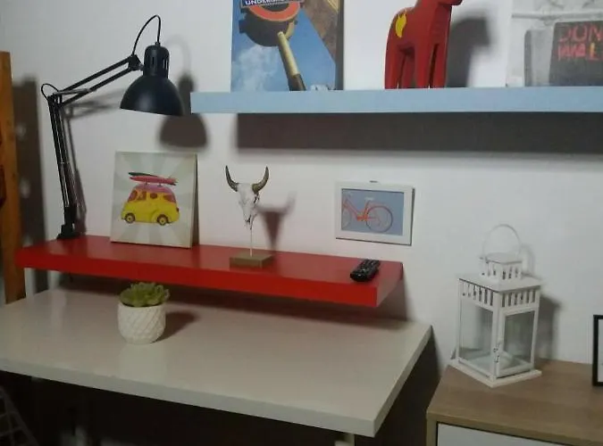 Pequena Casa Rustica Com Piscina בית נופש פנאפיל