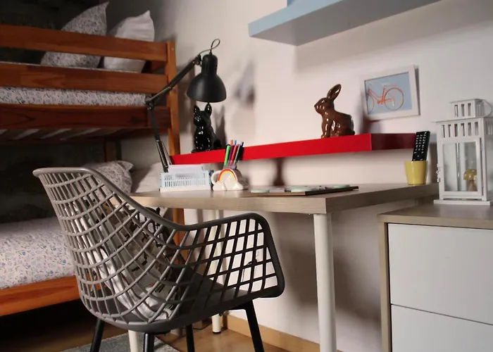 בית נופש Pequena Casa Rustica Com Piscina